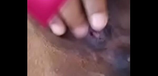  Jamaican teen showing pussy